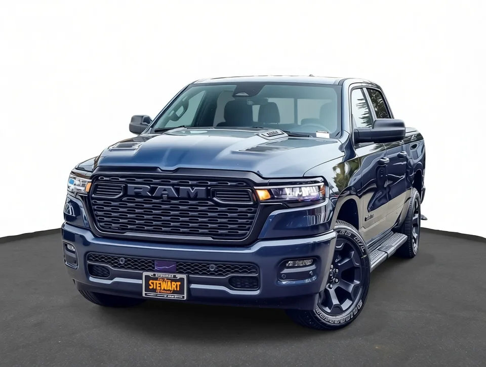 2026 Ram 1500 EXPRESS CREW CAB 4X4 5'7 BOX