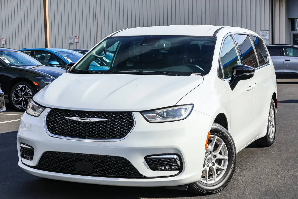 2025 Chrysler Pacifica